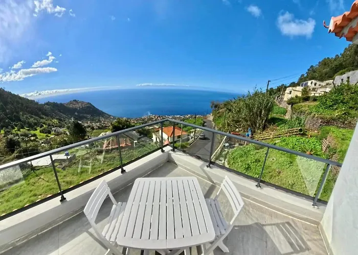 Vakantiehuis Casa Borboleta Arco da Calheta (Madeira)