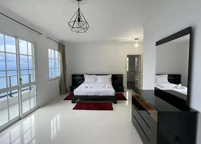 Casa Borboleta * Arco da Calheta (Madeira)